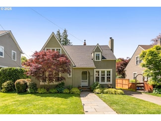 6807 SE 34th Ave, Portland, OR 97202