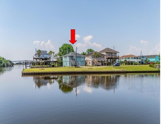 175 Garth St, Freeport, TX 77541