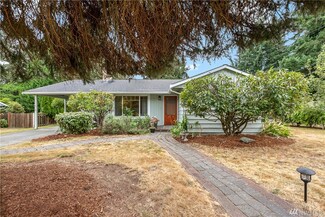 18804 51st Ave NE, Lake Forest Park, WA 98155