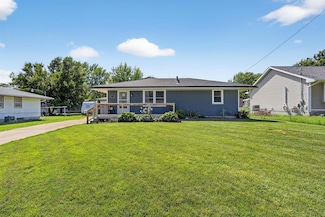 3118 E 37th St, Des Moines, IA 50317