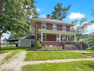207 E Clinton St, Fithian, IL 61844