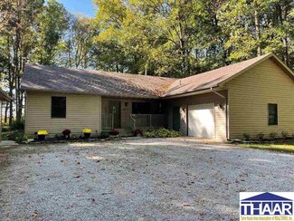 5591 N Sunset Ln, Brazil, IN 47834