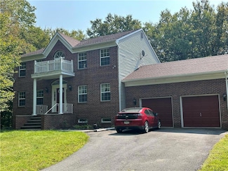 257 Scenic Dr, Blakeslee, PA 18610