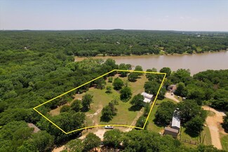 690 Travis Cir, Valley View, TX 76272