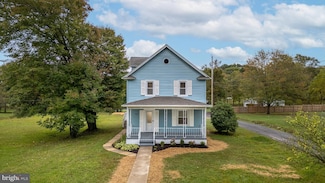 682 Maple St, Winburne, PA 16879