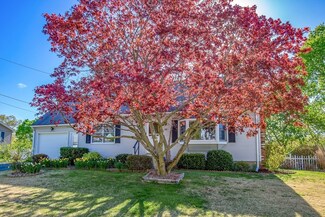 42 Evergreen Dr, Holyoke, MA 01040