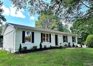 1 Rendina Ct, Ellisville, MO 63011