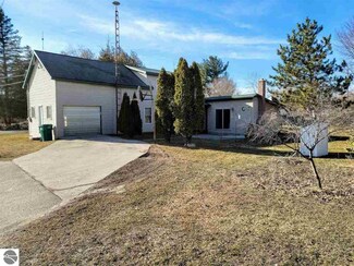 11552 W Van Buren Rd, Elm Hall, MI 48830