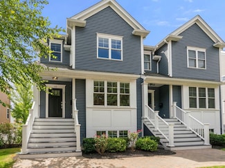 22 Grove St Unit 1, Waltham, MA 02453