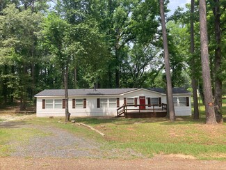 520 Calvin Dr, Benton, LA 71006