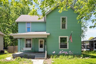 69 Webb St, Delaware, OH 43015