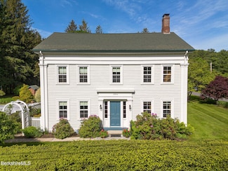 311 N Plain Rd, Housatonic, MA 01236