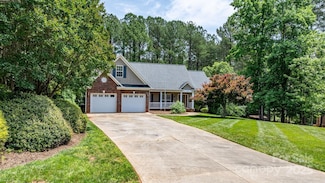 5362 Beacon Ridge Dr, Granite Falls, NC 28630