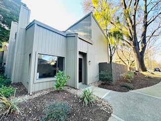 30 Adelphi Ct, Sacramento, CA 95825