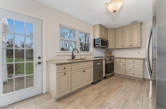 22 Blossom Hill Rd, Lebanon, NJ 08833
