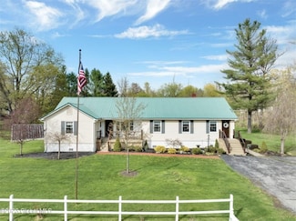 117 Furman Dr, Schoharie, NY 12157