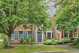 36 Stonehurst Common, Hanover, NH 03755