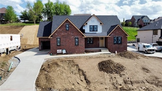 1037 Skyline Dr, Canonsburg, PA 15317