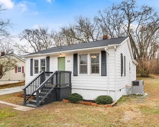 108 Westview Dr, Columbia, TN 38401