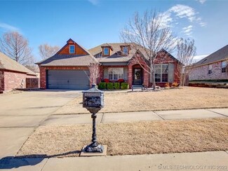 2609 S 13th St, Broken Arrow, OK 74012
