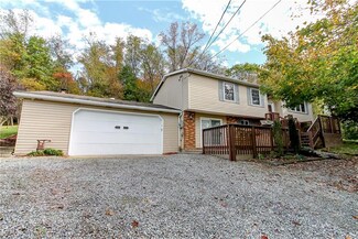 215 Robinson St, Robinson, PA 15949