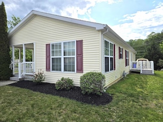 5 Spruce Ct, Weymouth, NJ 08330