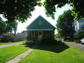 1623 Madison St, Lockport, IL 60441