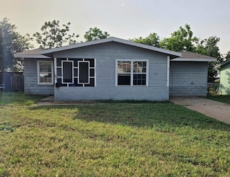 823 San Carlos St, Sweetwater, TX 79556