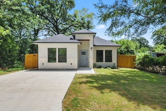 112 Whiteface Dr, Mabank, TX 75156