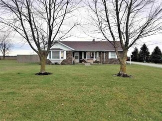 5811 N 200 W, Uniondale, IN 46791