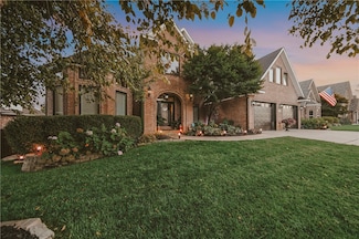 4004 NE Cadbury Ave, Bentonville, AR 72712