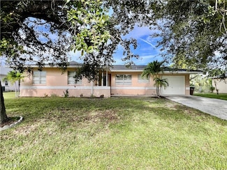 2326 SE 8th Ave, Cape Coral, FL 33990