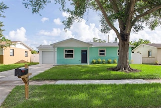11083 Temple Ave, Seminole, FL 33772