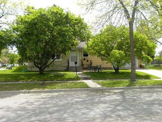 222 8th St NE, Staples, MN 56479