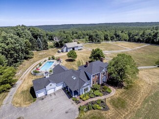 199 Still River Rd, Harvard, MA 01451