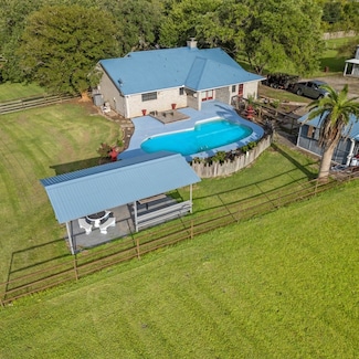 6516 Mcginnes Rd, Santa Fe, TX 77517
