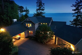 2820 Ewing Rd, Clinton, WA 98236