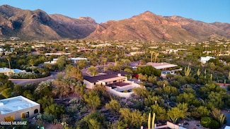 1502 E Indian Wells Rd, Tucson, AZ 85718