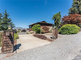 604 N Larch Ave, East Wenatchee, WA 98802