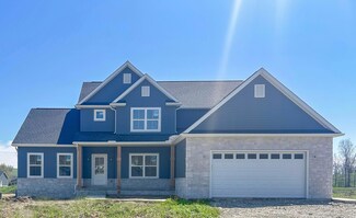 903 Audrey Ln NE, Newark, OH 43055