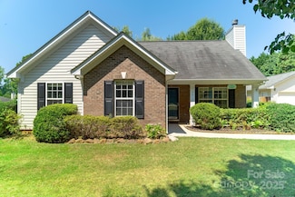 2615 Gradys Ground Dr N, Mc Connells, SC 29726