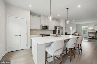 42558 Antonia Terrace, Sterling, VA 20166