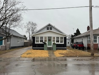 2011 Stringtown Rd, Evansville, IN 47711