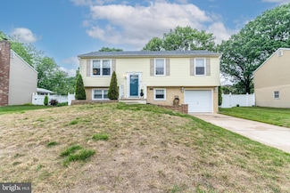 8367 Crofton Ln, Pennsauken, NJ 08109