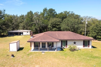12835 Farm Rd, Southport, FL 32409