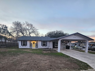 200 Nell Deane Blvd, Schertz, TX 78154
