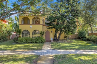 2227 Brevard Rd NE, Saint Petersburg, FL 33704