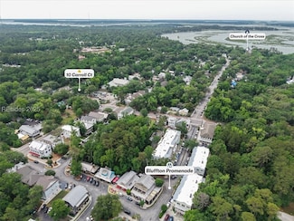 10 Carroll Ct, Bluffton, SC 29910
