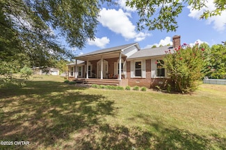 100 Eddie Arnold Rd, Bradford, TN 38316