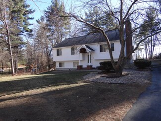 25 Country Acres Rd, Sandown, NH 03873